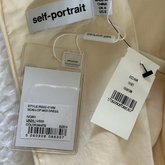 Self Portrait Scallop Detail Midi Dress - Picture 6 of 6